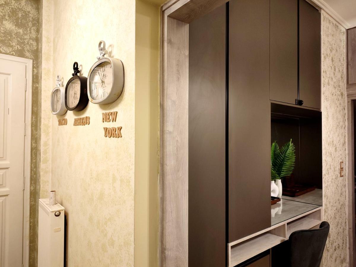 Elia Apartment *